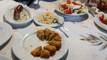 Ταβέρνα ο Κρούστας Σταυρακάκης food