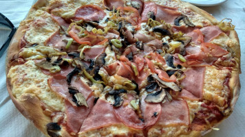 Pizza Rio food