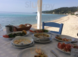 Ψαροταβέρνα Τάκης food