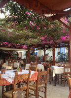 Kastro Cretan Cuisine inside