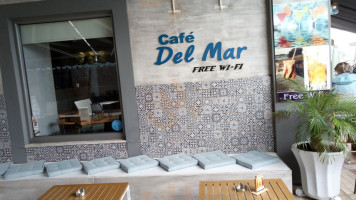 Cafe Del Mar food