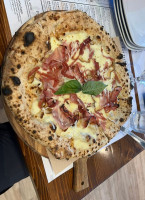 Tartufo Pizza food