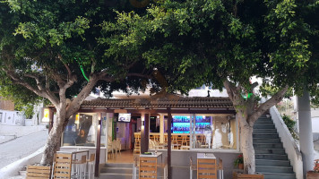 Paraiso Beach Hall inside