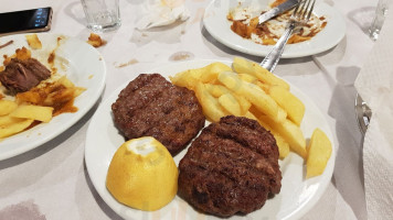 Zouganelis food