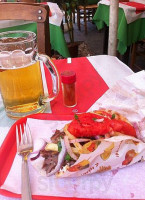 Bouloukos Kebab food