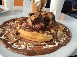 Wafflemaniac food