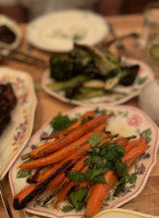 Epikouros Delphi food