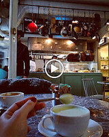 Mum's Cafe outside
