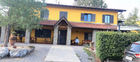 Salkim outside