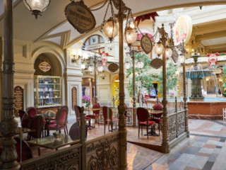 Kafe Pushkin U Fontana