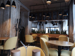 Lounge Cafe Forrest