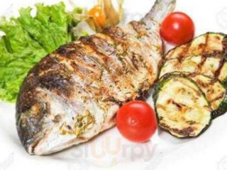 ‪crispy Fish Mediterranean Sea Fish‬