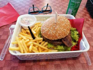 Burger Station Érd