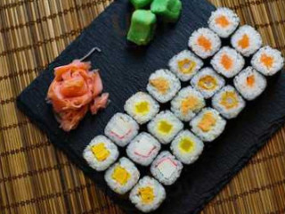 Nori Sushi Lounge