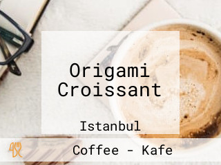 Origami Croissant