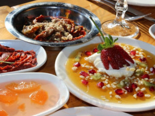 Aktuğ Köy Kahvaltısı-en Iyi Kahvaltı Restoran