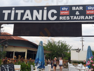 Titanic Bar And Restaurant