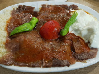 Paşa İskender Lahmacun