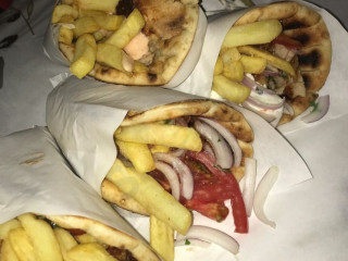 Souvlaki Sti Thraka