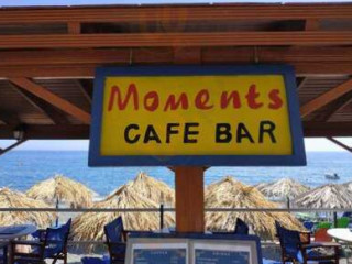 Moments Cafe