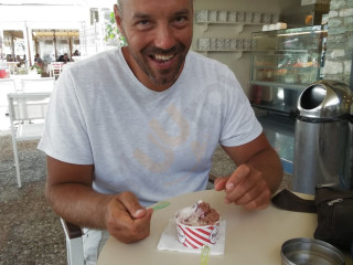 Fregio Ice Cream Skiathos