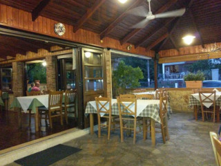 Taverna 'to Filaraki '