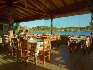 Fish Taverna Roula