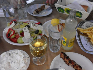 O Nikos Taverna