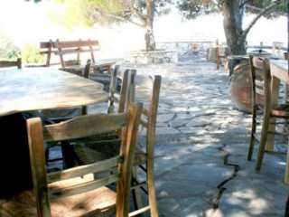 Taverna Xigia- Ταβέρνα Ξύγκια