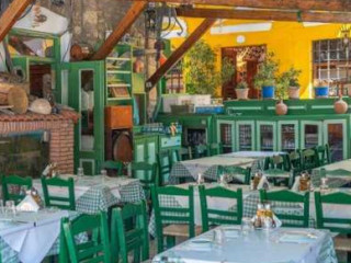 Manos' Greek Fish Taverna