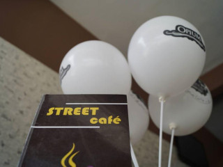 Street Cafe