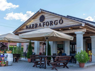 Napraforgó étterem