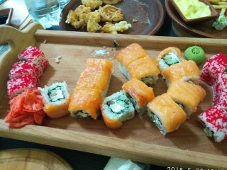 Yizh Sushi