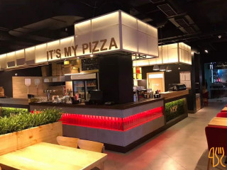 New York Street Pizza