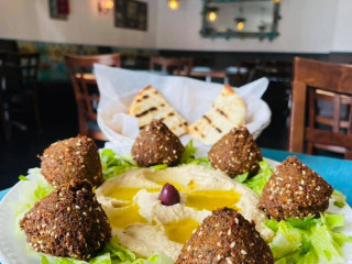 Antonis Tavern